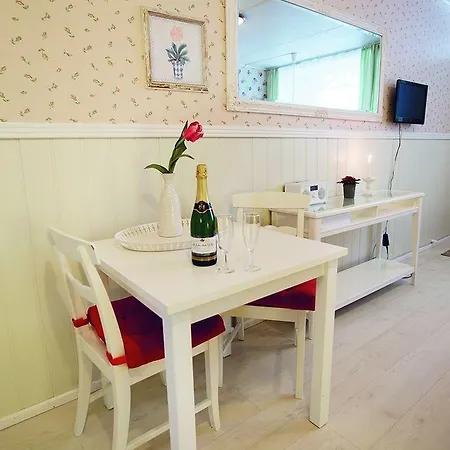Kommandorgarden Otel