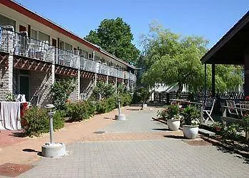 Kommandørgården Hotel 3*