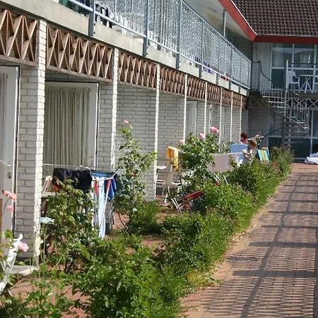 Kommandorgarden 3*